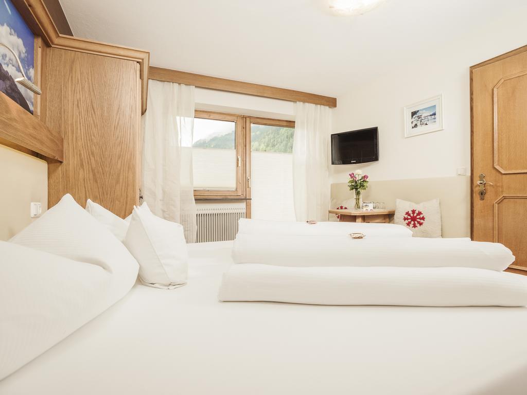 Gaestehaus Oblasser Mayrhofen Exteriör bild